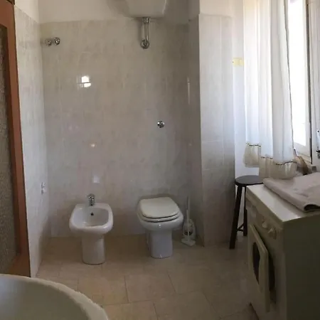 Follonica/toscana:vista Mare In Pieno Centro/6pers Апартаменты *